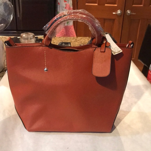 Hand tote purse -new never used - Picture 2 of 4